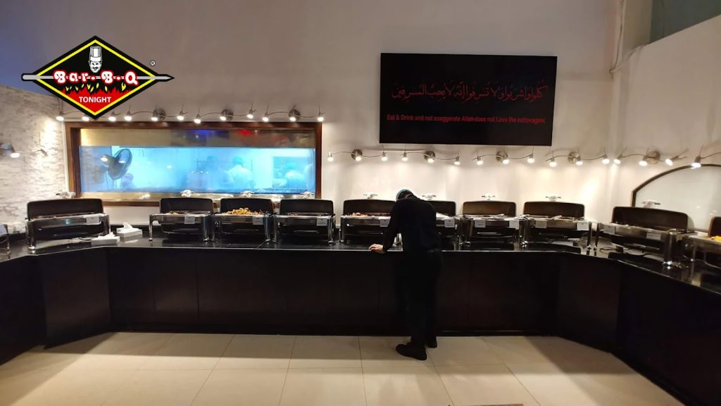 Navigate the Buffet Line Like a Pro